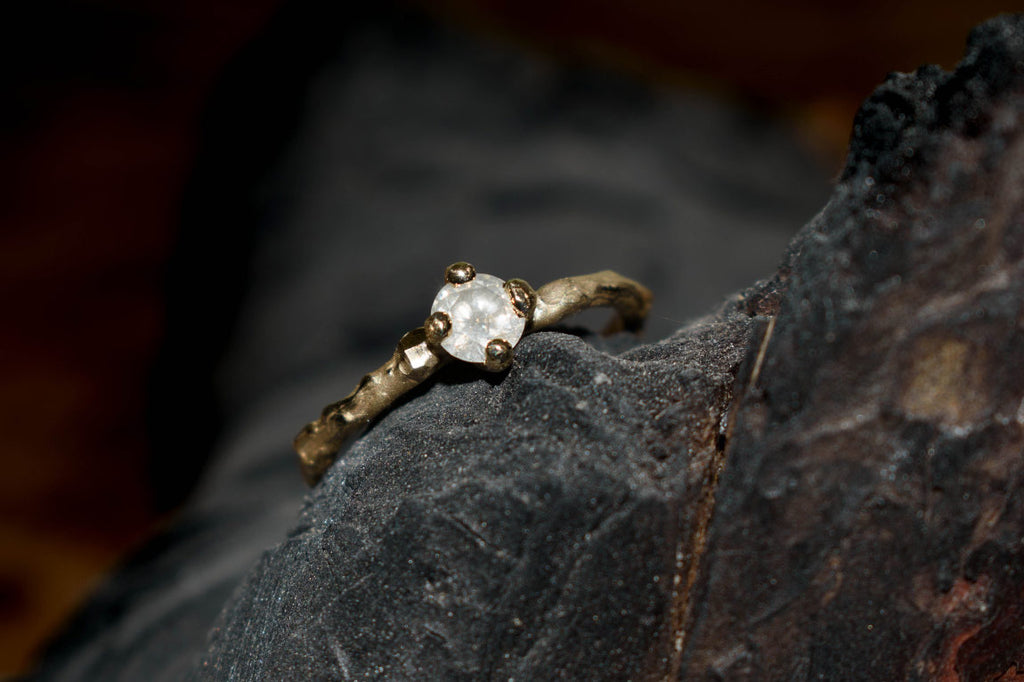 diamond engagement ring Miss Twiggy - Saagæ wedding rings & engagement rings by Liesbeth Busman