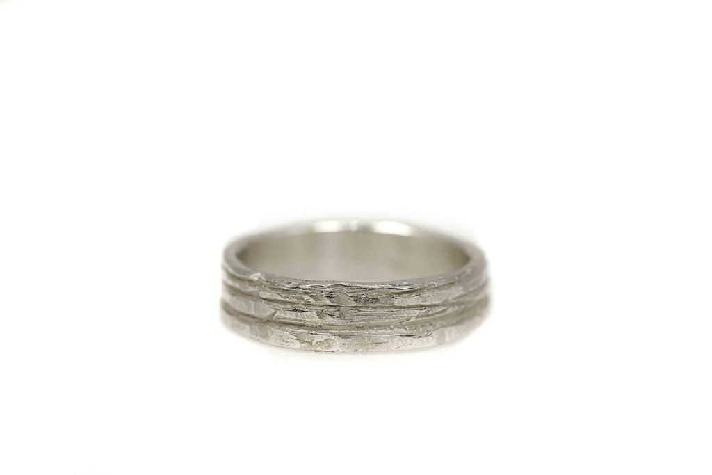 wedding ring set Symbiosis white gold - Saagæ wedding rings & engagement rings by Liesbeth Busman