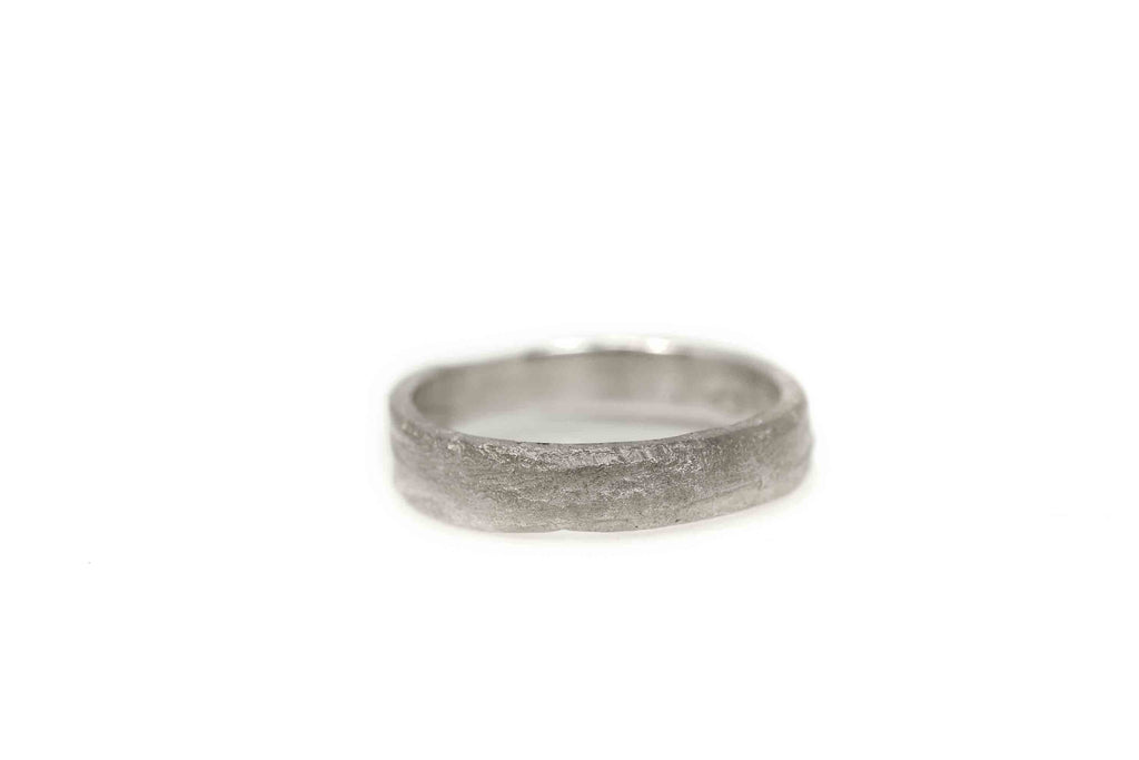 nature wedding ring Paleo white gold - Saagæ wedding rings & engagement rings by Liesbeth Busman