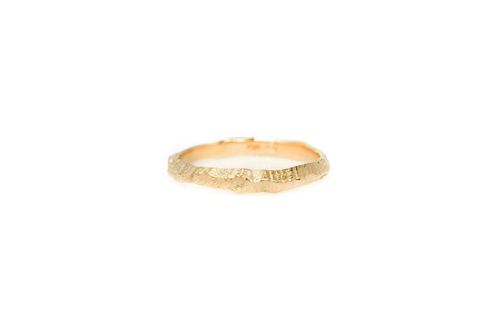 organic ring Rock Tiny rose gold - Saagæ wedding rings & engagement rings by Liesbeth Busman