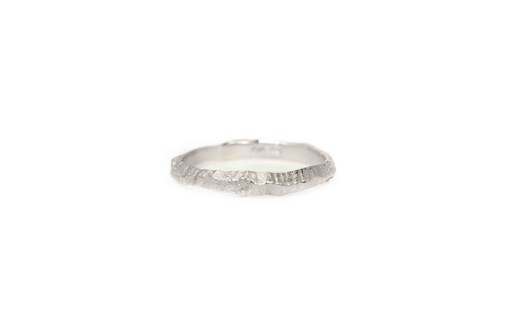 organic ring Rock Tiny silver - Saagæ wedding rings & engagement rings by Liesbeth Busman