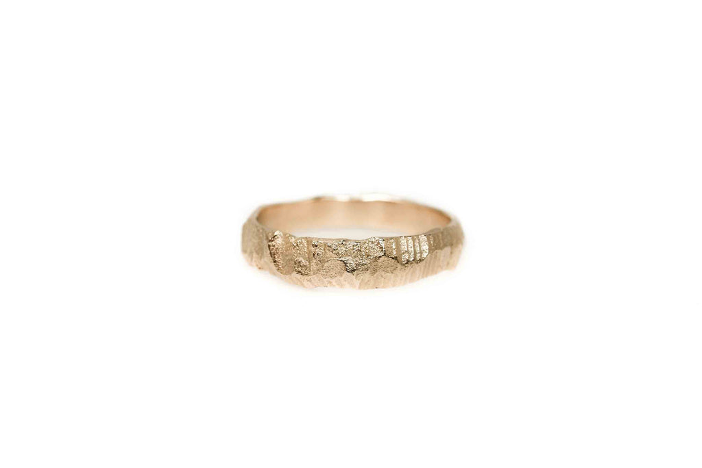 rugged ring Rock Summit rose gold - Saagæ wedding rings & engagement rings by Liesbeth Busman