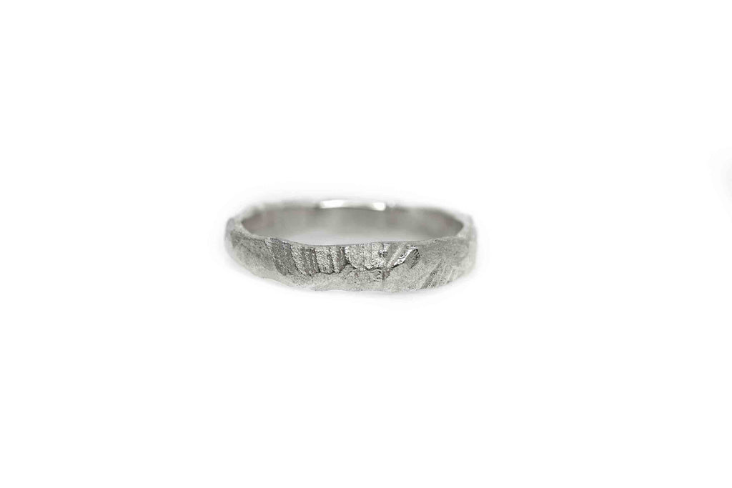Rock ring Hope white gold - Saagæ wedding rings & engagement rings by Liesbeth Busman