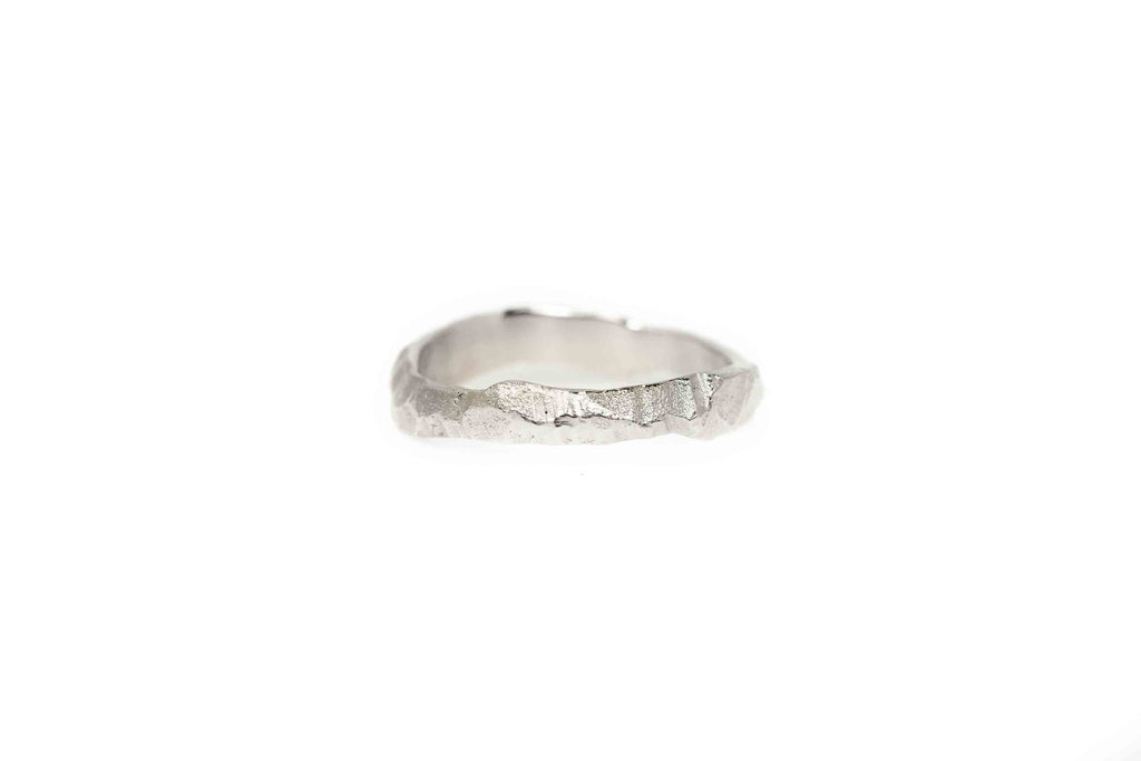 organic wedding ring Rock Wave silver - Saagæ wedding rings & engagement rings by Liesbeth Busman