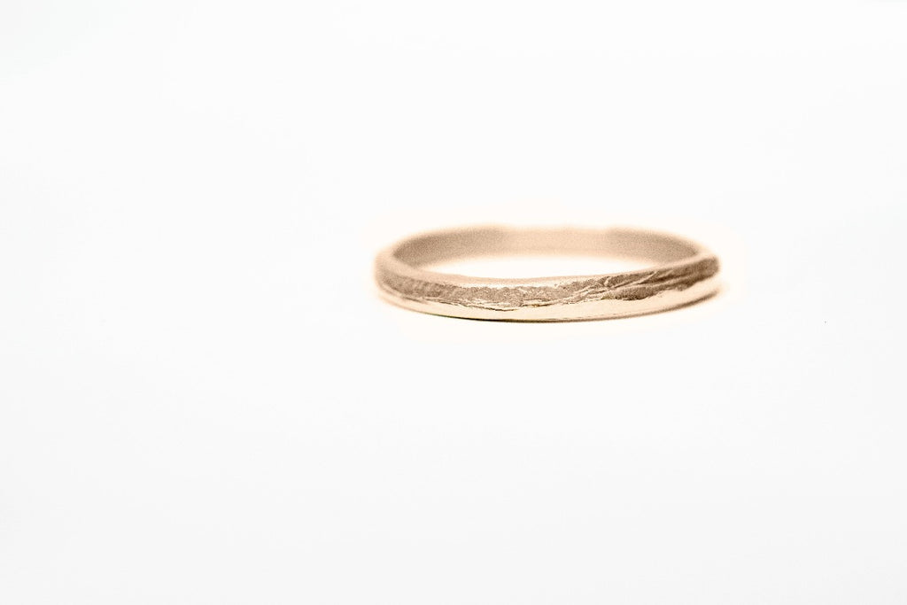 wedding ring woman Earth ring tiny - Saagæ wedding rings & engagement rings by Liesbeth Busman